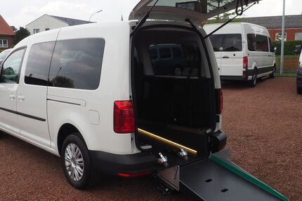 VW Caddy Maxi 51.750 km 32.990 € Südkirchen 59394