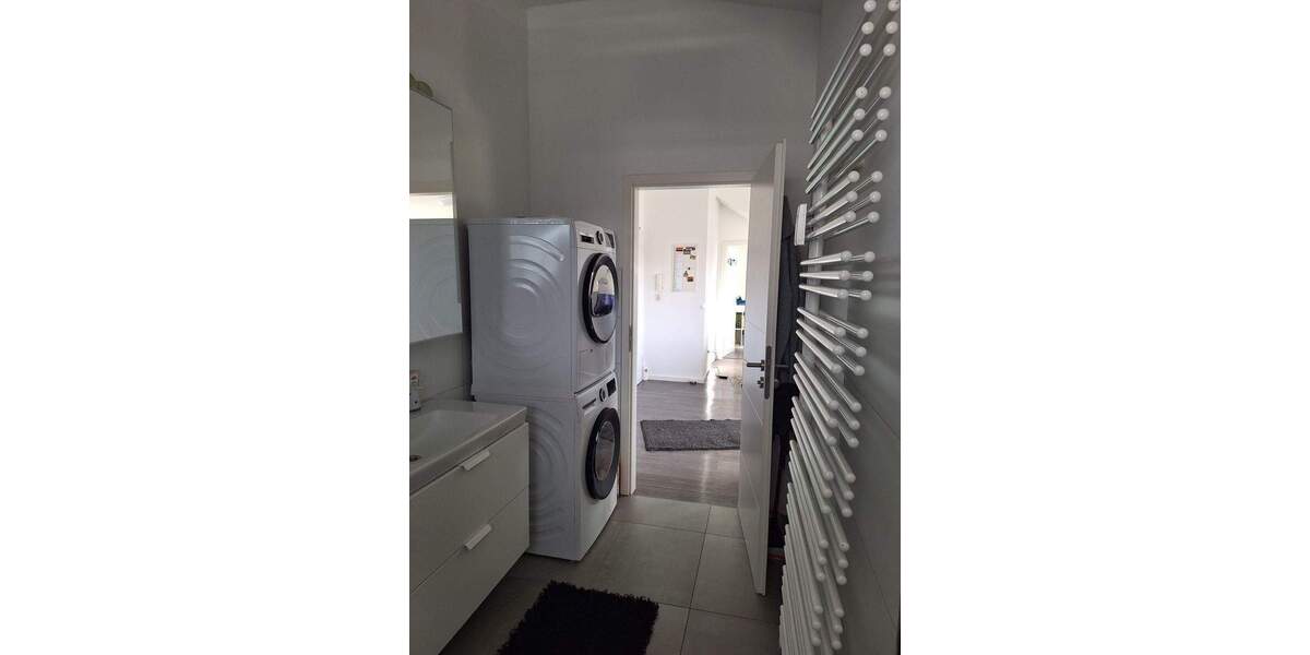 88048 Friedrichshafen Bodensee Einladendes Zuhause in idyllischer Lage 4 Wohneinheiten 2 Garagen 2 Stellplätze 1 zimmer