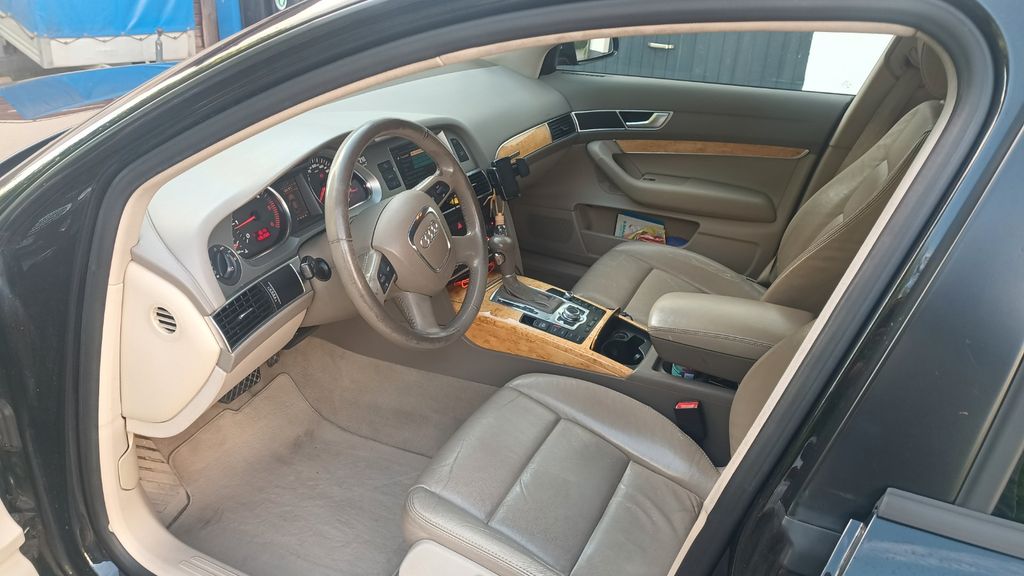 Audi A6 404.000 km 1.900 &euro; Aldingen 78554