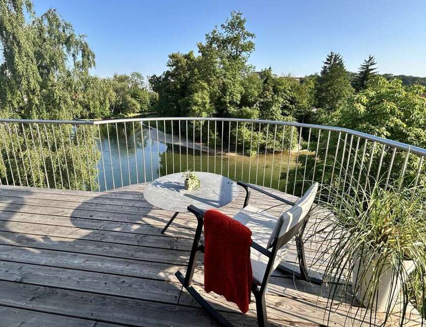 Wohnung zum Kaufen in Altenmarkt an der Alz 439.400 € 147 m²