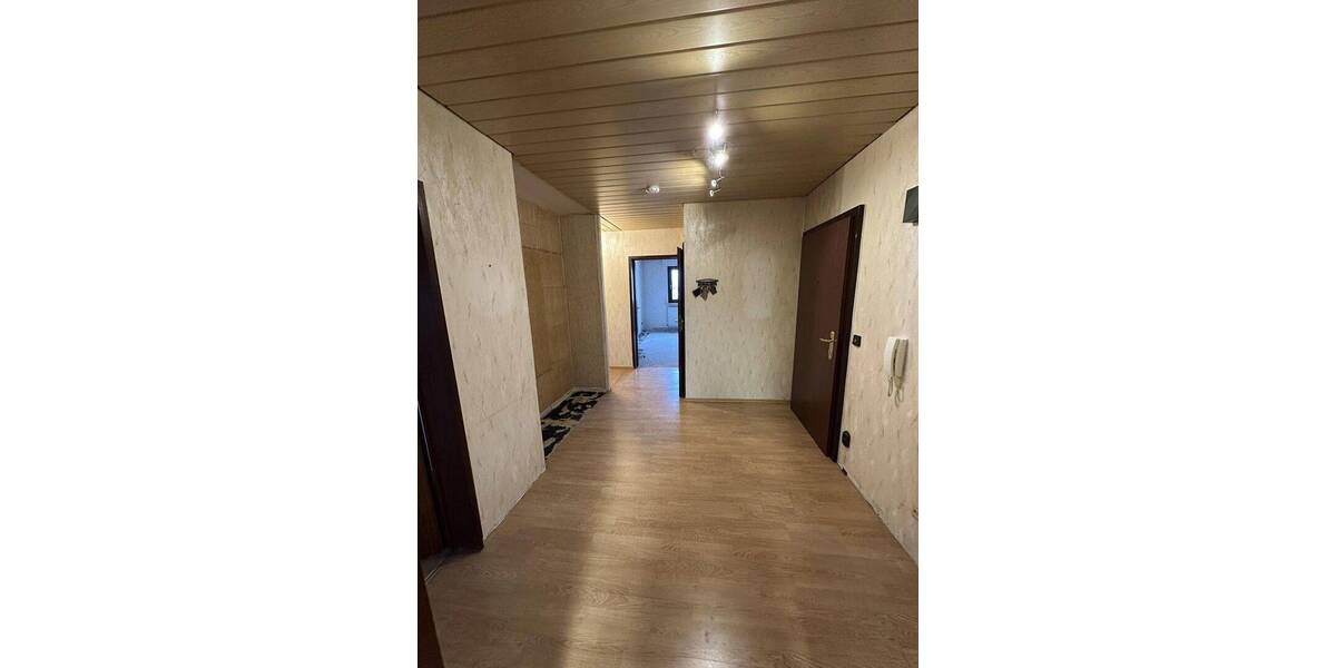 *Provisionsfrei* Helle 3,5-Zimmer-Wohnung - BarrierefreiBalkonGarage (Korber Höhe) 3 zimmer