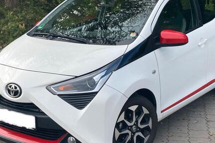 Toyota Aygo (X) 48.000 km 12.000 &euro; Bad Oldesloe 23843