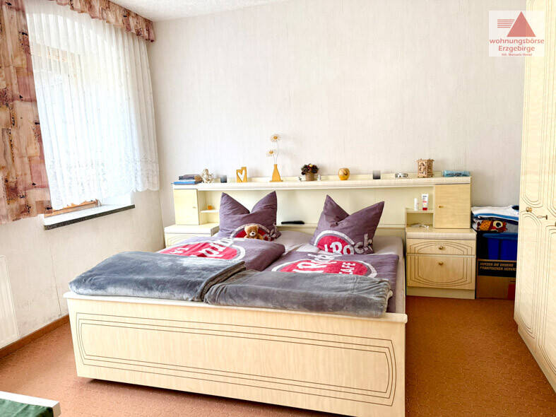 Mehrfamilienhaus, Wohnhaus Scharfenstein Scharfenstein - 9 Zimmer, 231 m&sup2;, 120.000&euro; | Angebot:25688237