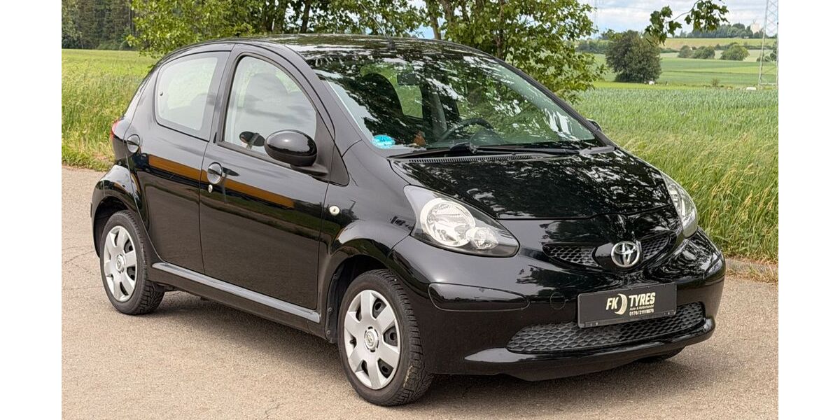 Toyota Aygo (X) 149.500 km 3.450 &euro; Trossingen 78647