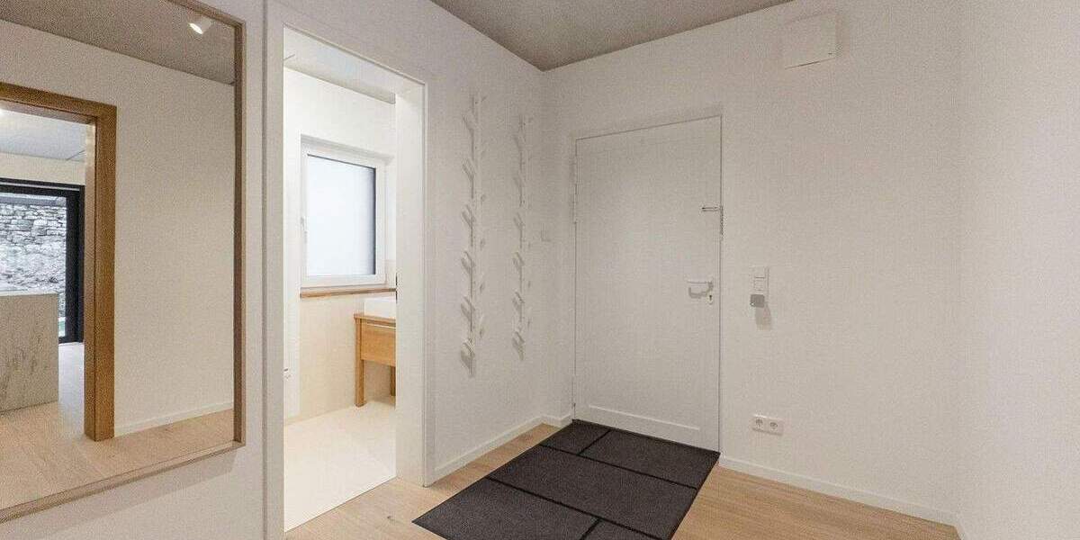 Einfamilienhaus Würzburg Heidingsfeld - 8 Zimmer, 215 m&sup2;, 1.095.000&euro; | Angebot:25566089