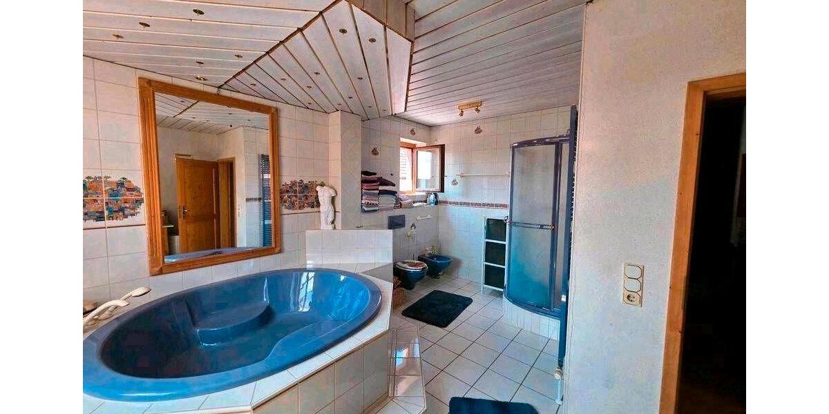 Bauernhaus, Landhaus Battweiler - 7 Zimmer, 350 m&sup2;, 420.000&euro; | Angebot:27254947
