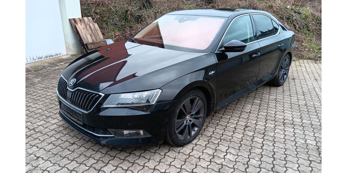Skoda Superb 243.000 km 12.500 &euro; Herzberg 37412