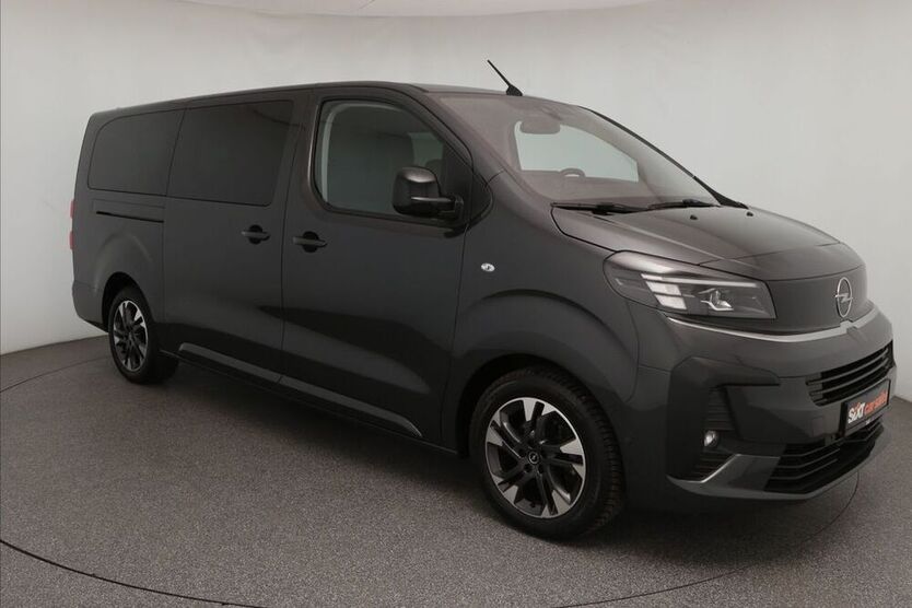 Zafira Life