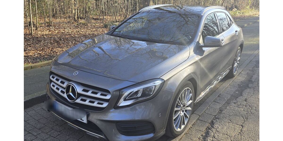 Mercedes-Benz GLA 250 67.000 km 22.900 &euro; Essen 45130