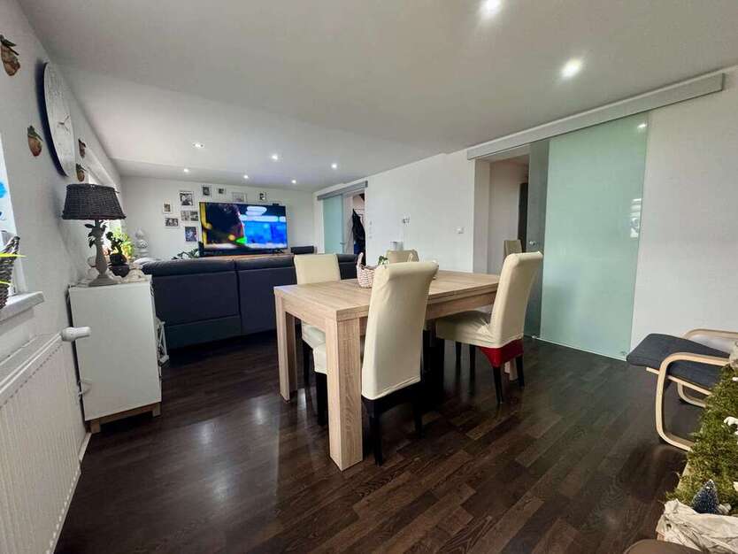 Haus zum Kaufen in Nürtingen 320.000 € 114.63 m²