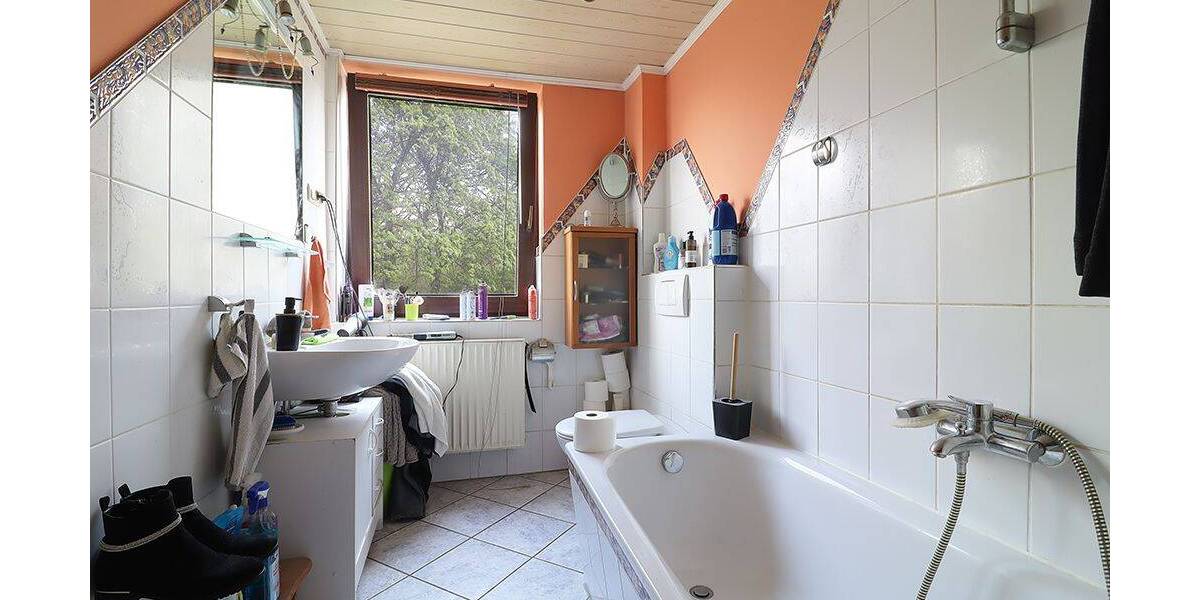 Mehrfamilienhaus, Wohnhaus Bremen Ohlenhof - 8 Zimmer, 179 m&sup2;, 279.000&euro; | Angebot:26319692