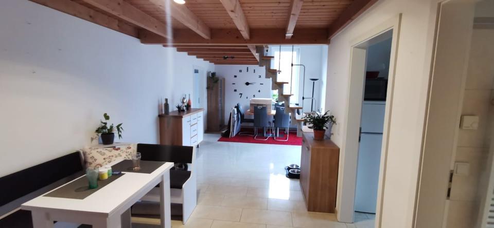 Dachgeschoßwohnung Bergneustadt - 3 Zimmer, 85 m&sup2;, 923&euro; | Angebot:25221209