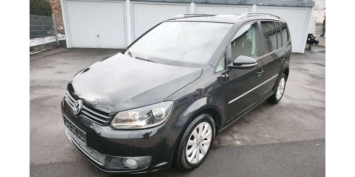 VW Touran 200.001 km 7.599 &euro; Hemer 58675