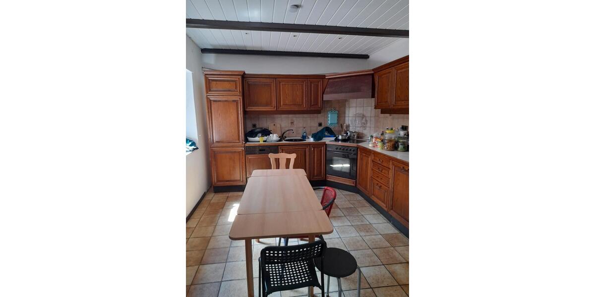 Etagenwohnung Papenburg - 6 Zimmer, 180 m&sup2;, 950&euro; | Angebot:26406040