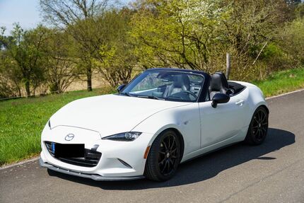 Mazda MX-5 114.000 km 18.700 &euro; Nister 57645