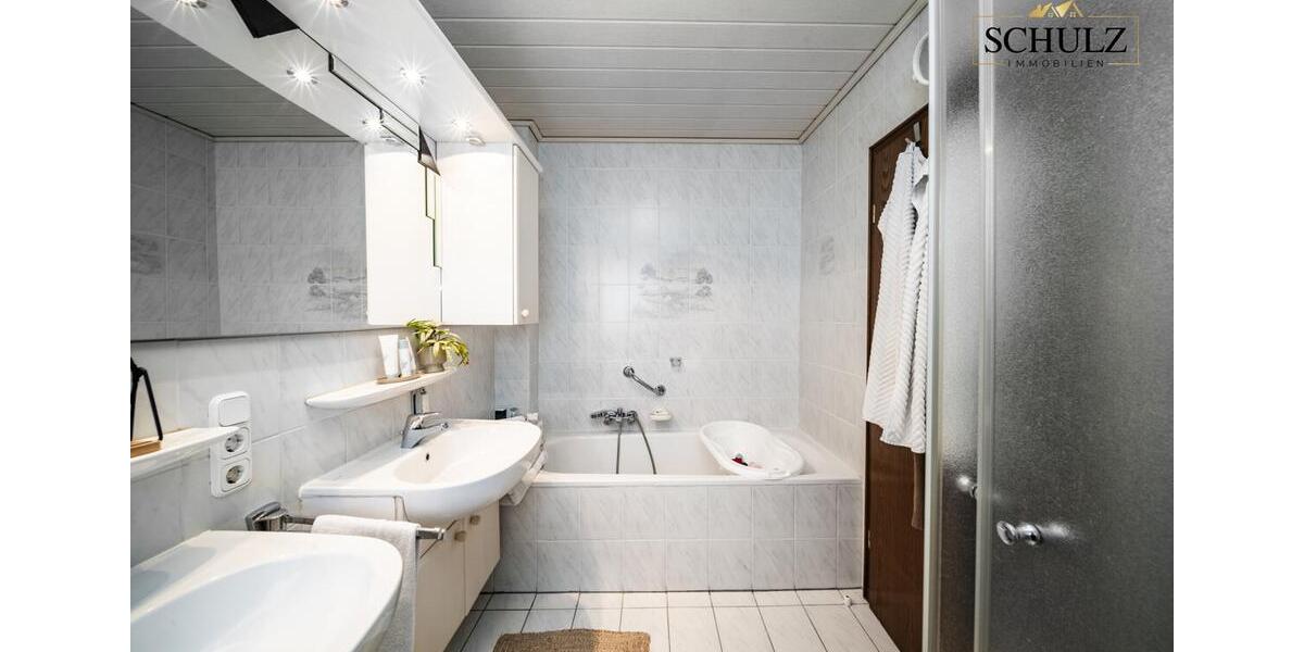 Mehrfamilienhaus, Wohnhaus Molbergen - 7 Zimmer, 120 m&sup2;, 1.000&euro; | Angebot:23553532