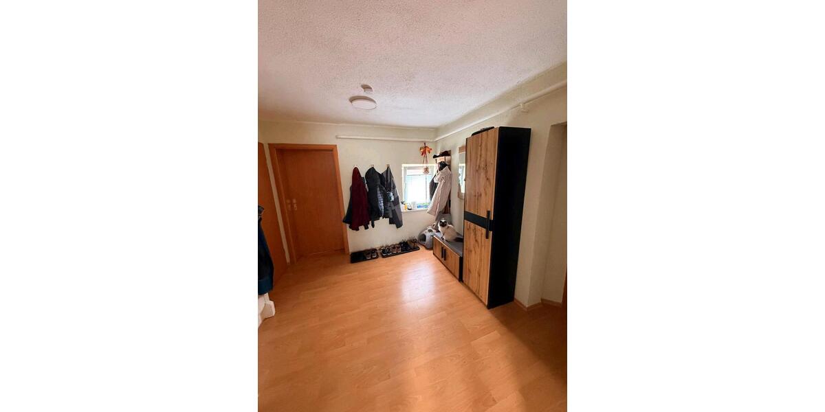 Etagenwohnung Heringen (Werra) - 4 Zimmer, 100 m&sup2;, 650&euro; | Angebot:25232255