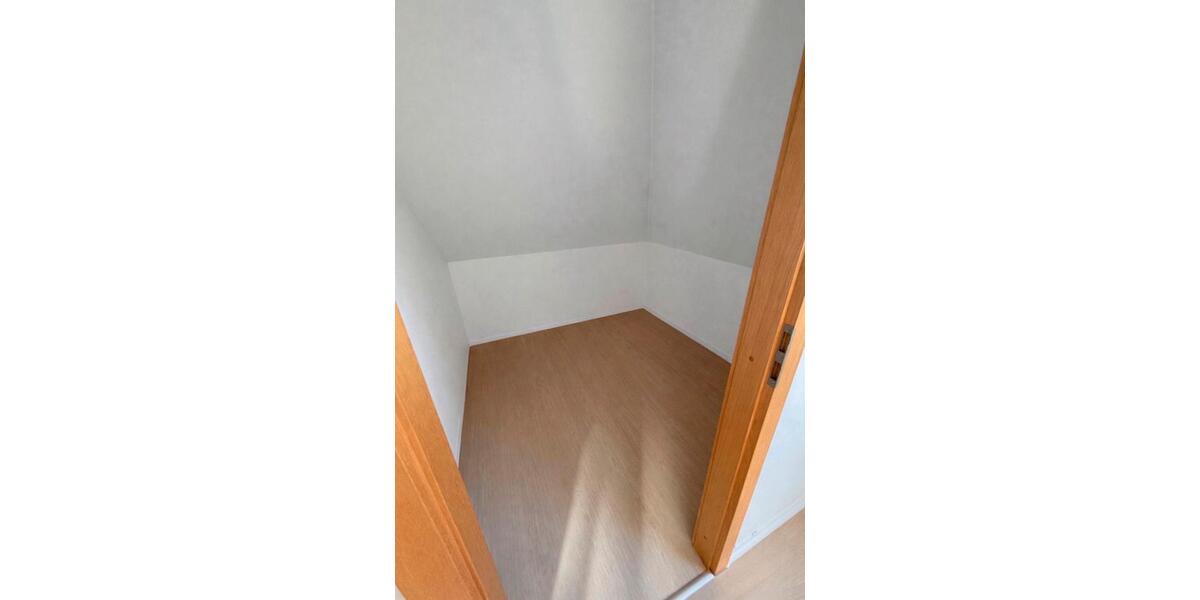 Einfamilienhaus Brunsbüttel - 7.5 Zimmer, 203 m&sup2;, 1.500&euro; | Angebot:26365107
