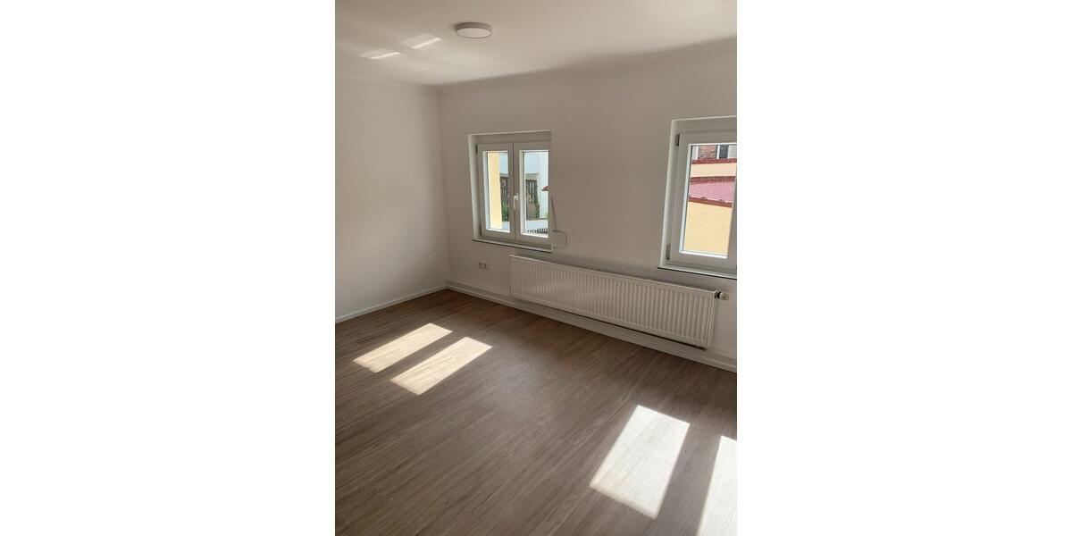 Etagenwohnung Arnstorf - 3 Zimmer, 70 m&sup2;, 530&euro; | Angebot:25512573