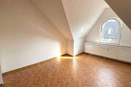 Wohnung Gelsenkirchen Erle - 3.5 Zimmer, 110 m&sup2;, 468&euro; | Angebot:26855456