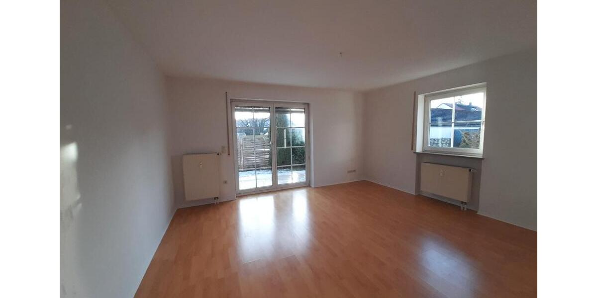 Erdgeschoßwohnung Siegenburg - 3 Zimmer, 85 m&sup2;, 840&euro; | Angebot:26399425