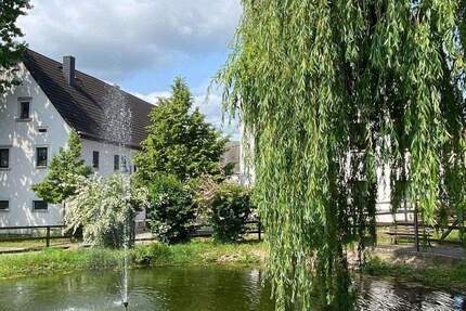 Denkmalgeschützter Dreiseithof 1 zimmer