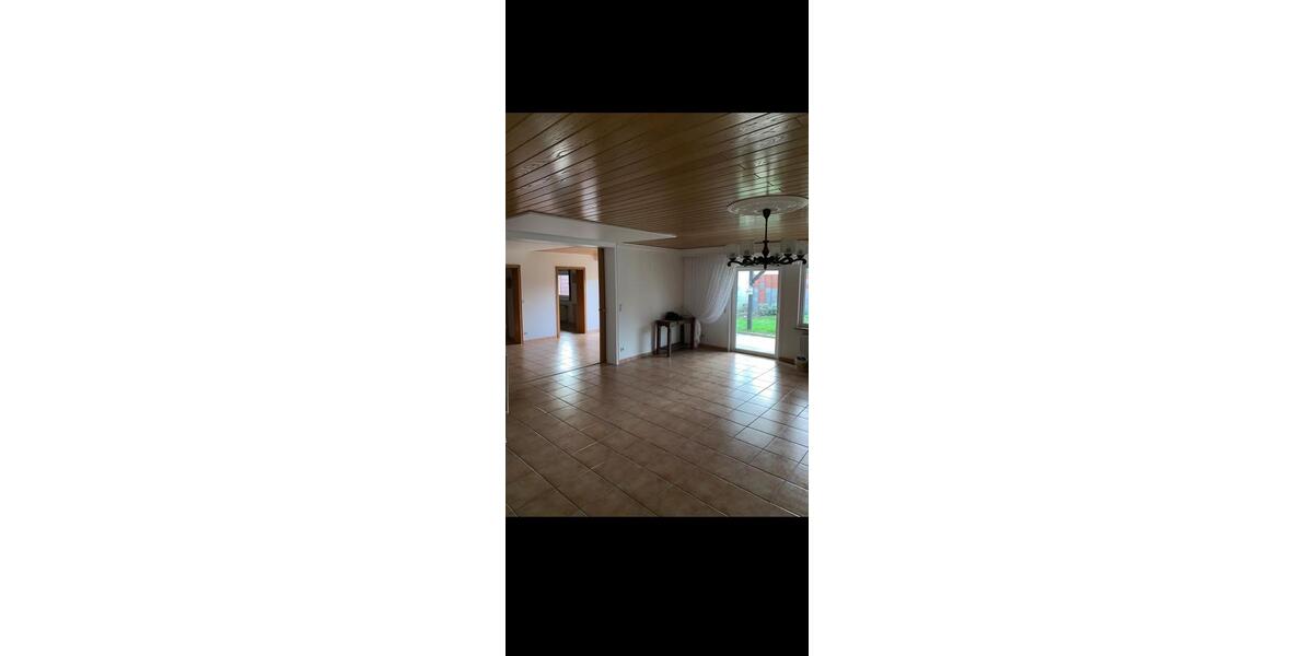 Doppelhaushälfte Moringen - 5 Zimmer, 146 m&sup2;, 950&euro; | Angebot:26375603
