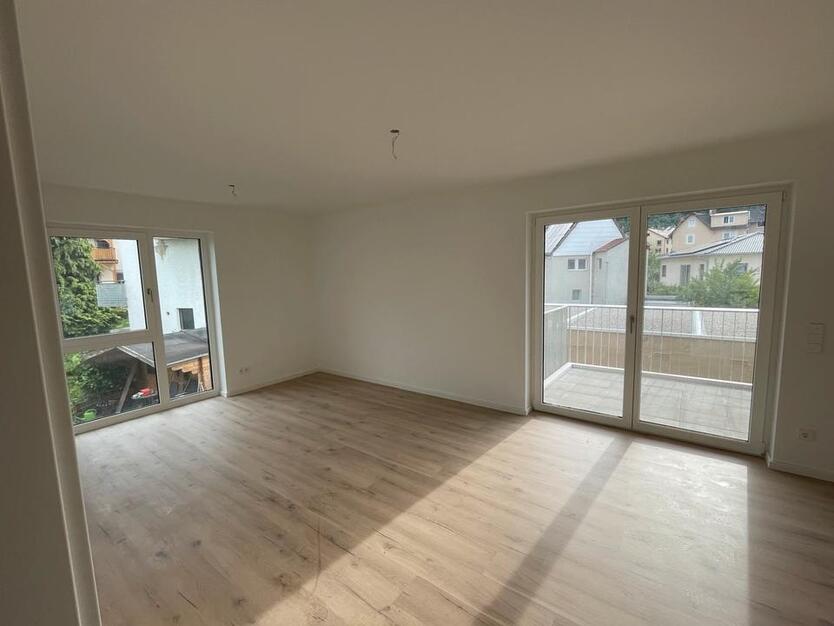 3-Zimmer-Wohnung mit Balkon im 1. OG, Neubau in Bolheim