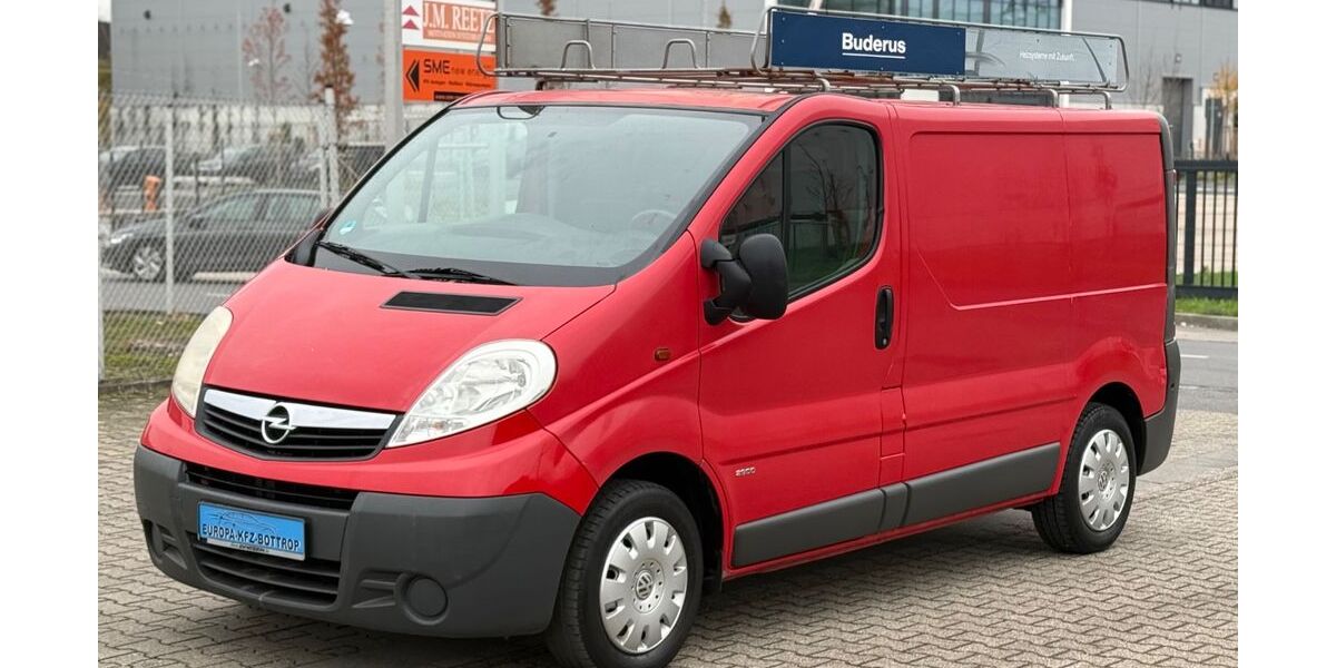 Opel Vivaro 80.000 km 6.999 € Bottrop 46238