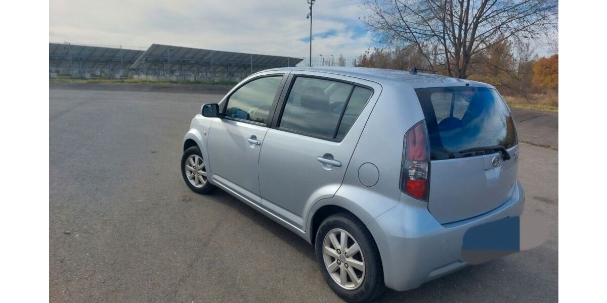 Daihatsu Sirion 185.600 km 1.350 € Zeitz 06711
