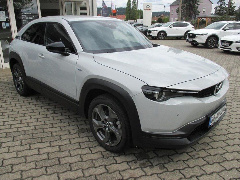 Mazda MX-30 21.227 km 21.490 € Dresden 01139