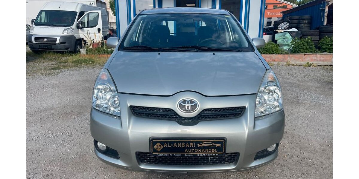 Toyota Corolla Verso 99.800 km 4.999 &euro; Bautzen 02625