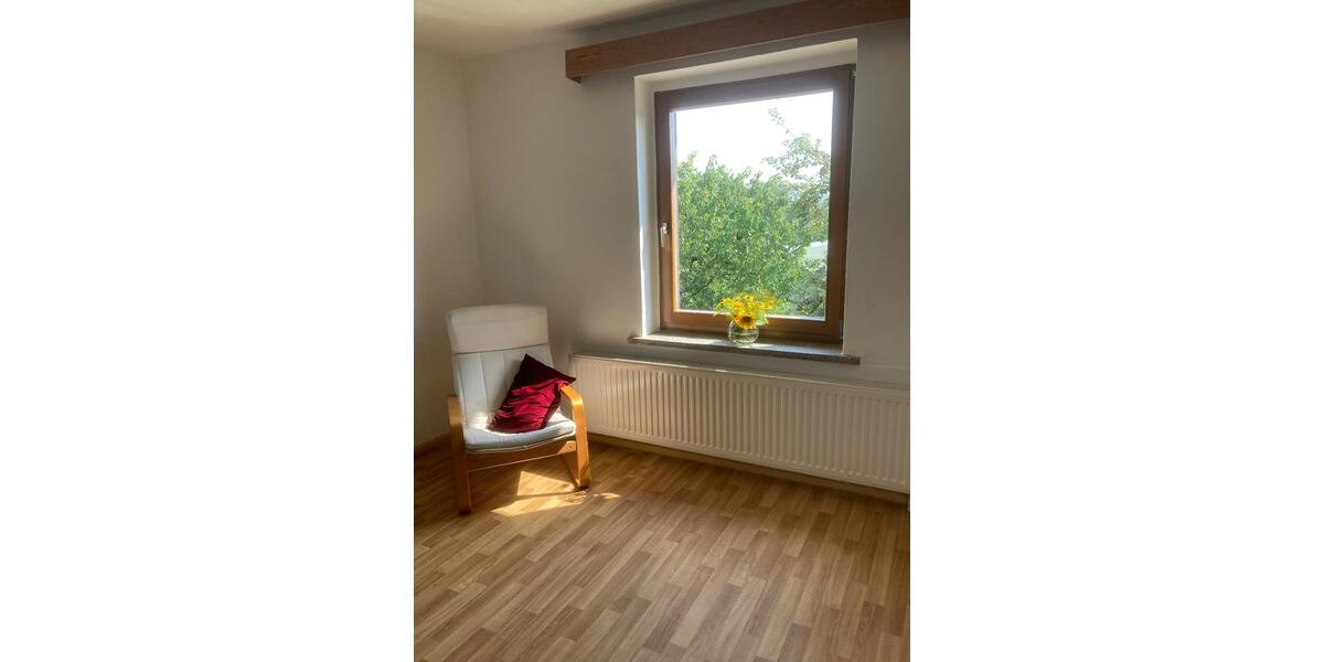 Einfamilienhaus Oranienburg - 4 Zimmer, 140 m&sup2;, 350&euro; | Angebot:25957432