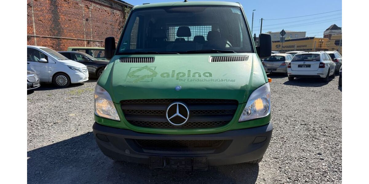 Mercedes-Benz Sprinter 210.000 km 8.900 &euro; Halle 06132