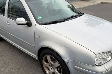 VW Golf 240.000 km 1.999 &euro; Nürnberg 90411
