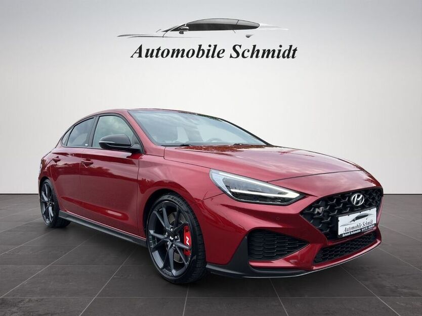 i30