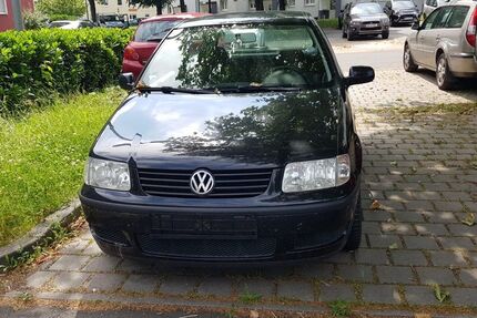 VW Polo 174.000 km 1.050 &euro; Mühlhausen 99974