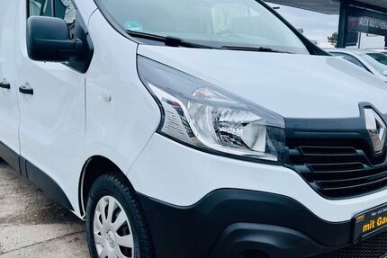 Renault Trafic 72.000 km 10.999 &euro; München 81825