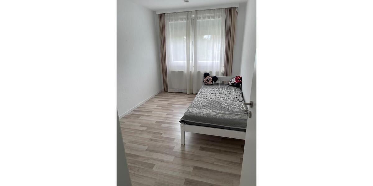 Reihenhaus Detmold - 3.5 Zimmer, 83 m&sup2;, 230.000&euro; | Angebot:27293249