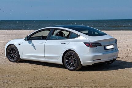 Tesla Model 3 171.000 km 20.800 &euro; Dresden 01309