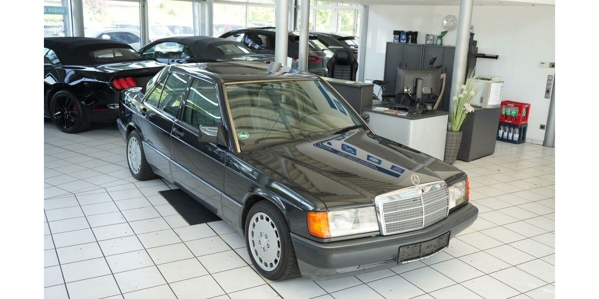 Mercedes-Benz 190 196.009 km 4.900 &euro; Obertshausen 63179