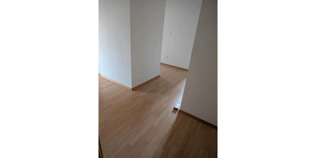 Hochparterre Regensburg Galgenberg - 4 Zimmer, 2.150&euro; | Angebot:22105657