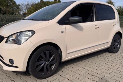 Seat Mii 82.000 km 6.999 € München 81825