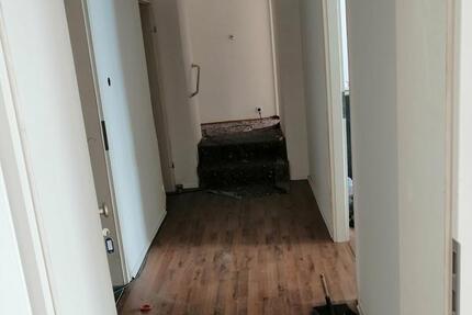 Haus Furth im Wald - 4 Zimmer, 105 m&sup2;, 1.100&euro; | Angebot:26599247
