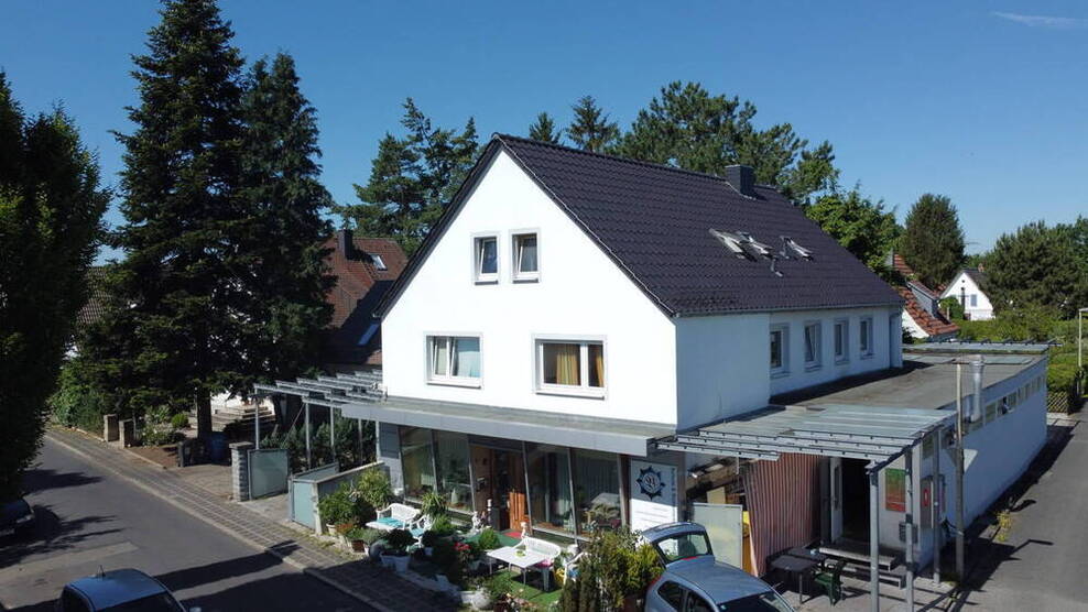 *Attraktives Mehrfamilienhaus mit Potenzial für 6 Wohneinheiten!*
