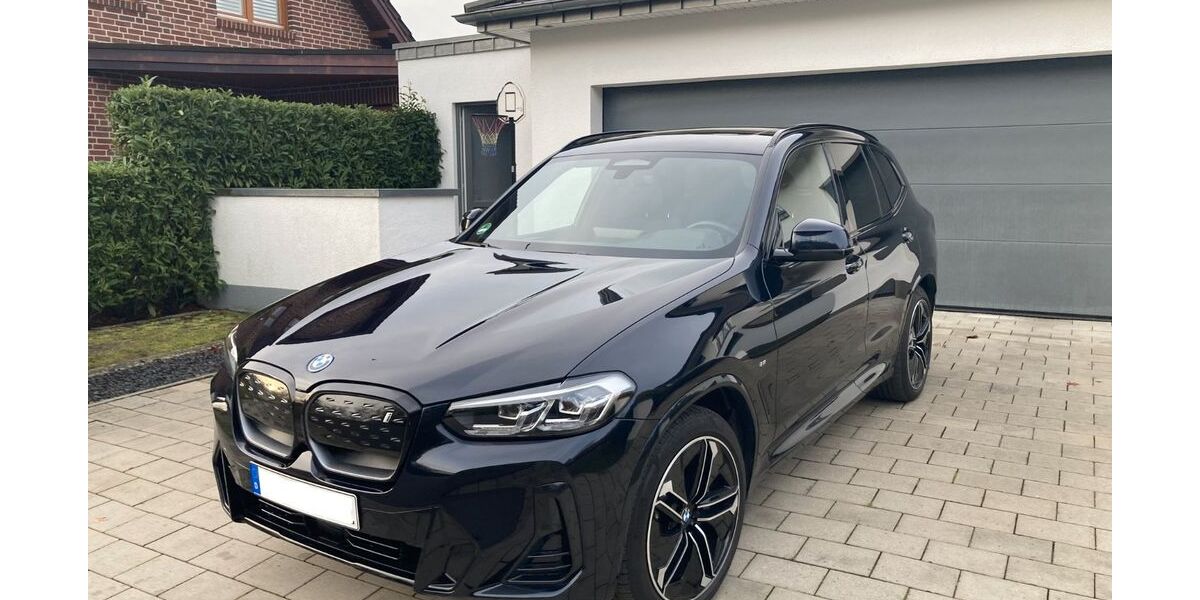 BMW iX3 69.000 km 35.800 &euro; Meppen 49716