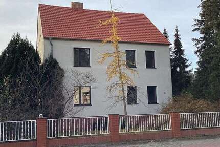 Haus Schwarzheide - 5 Zimmer, 148 m&sup2;, 260.000&euro; | Angebot:25196845