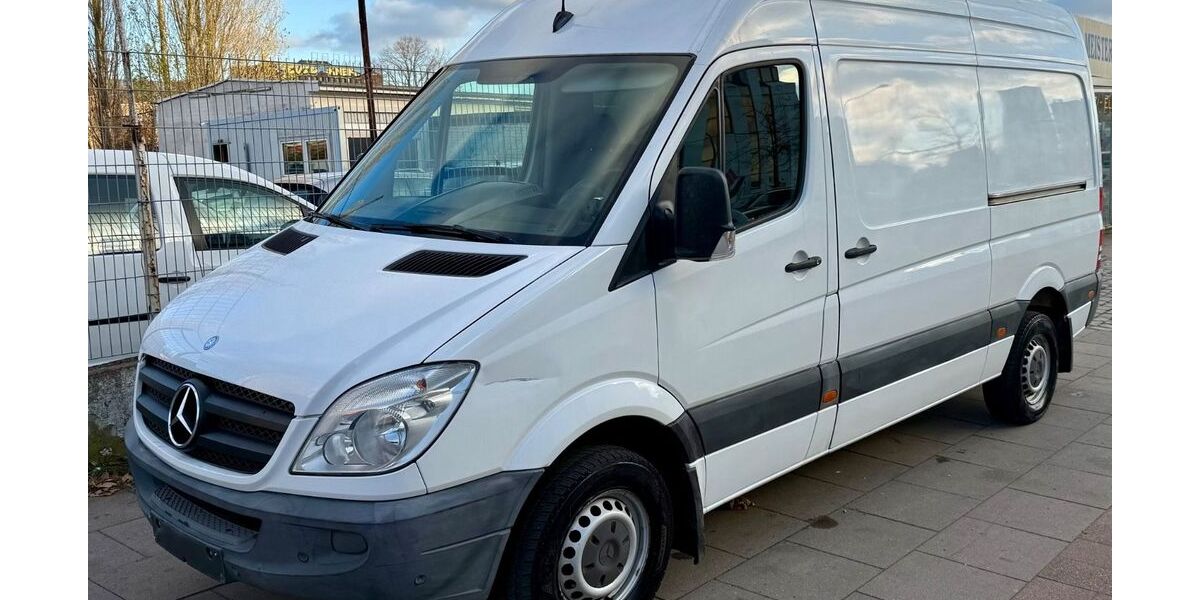 Mercedes-Benz Sprinter 210.000 km 12.450 € Hamburg 20097