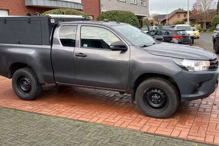 Toyota Hilux 230.000 km 20.825 &euro; Heinsberg 52525