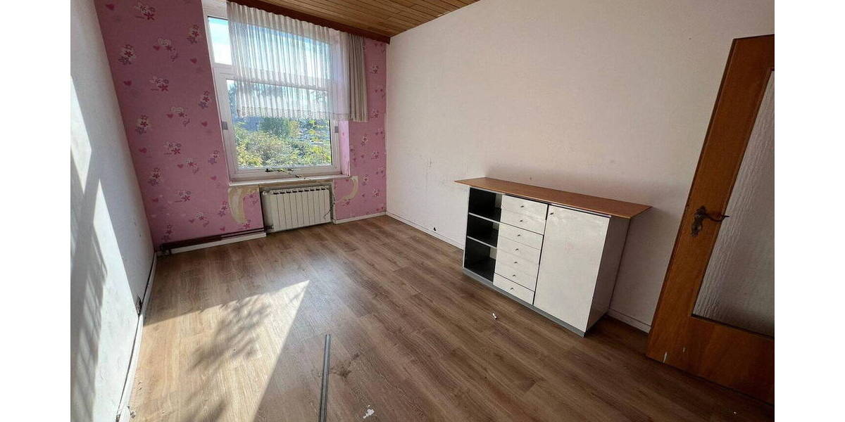 Etagenwohnung Obernkirchen - 6 Zimmer, 168 m&sup2;, 1.200&euro; | Angebot:26740854